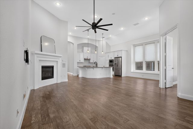 10105 Bitterroot Drive, Little Elm, TX 75068