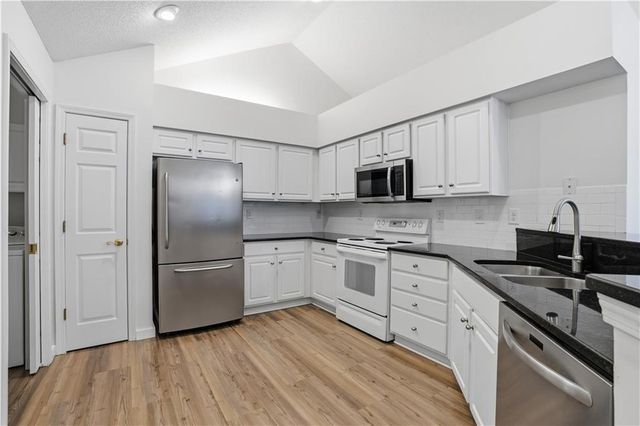 33104 Harvest Ridge Lane 33, Alpharetta, GA 30022