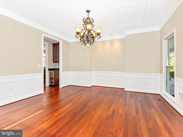 2305 MOUNT EPHRAIM RD, Adamstown, MD 21710