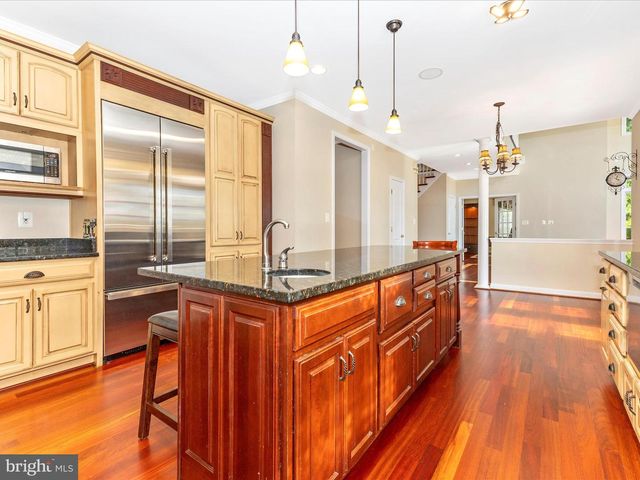 2305 MOUNT EPHRAIM RD, Adamstown, MD 21710