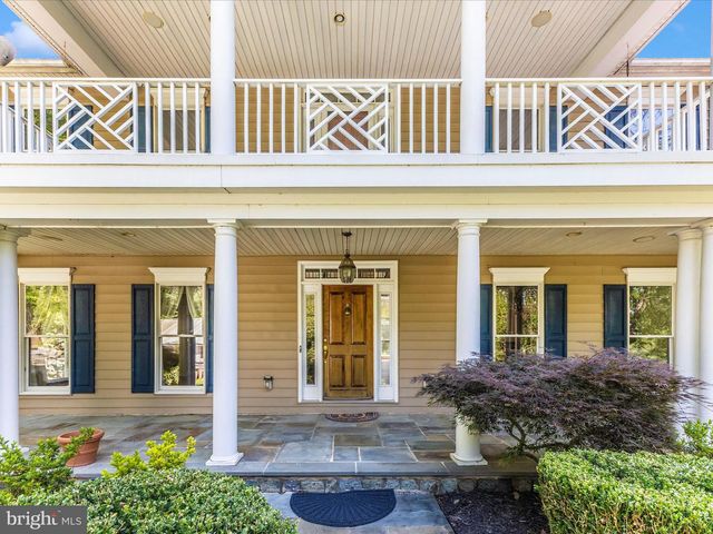 2305 MOUNT EPHRAIM RD, Adamstown, MD 21710