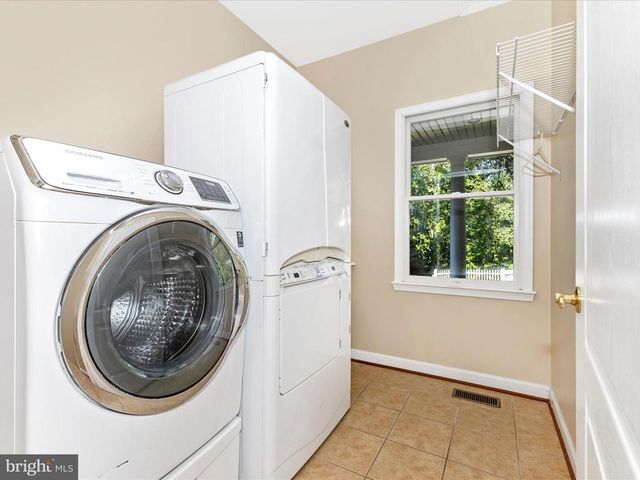 2305 MOUNT EPHRAIM RD, Adamstown, MD 21710