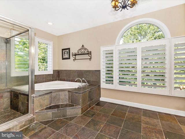2305 MOUNT EPHRAIM RD, Adamstown, MD 21710