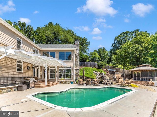 2305 MOUNT EPHRAIM RD, Adamstown, MD 21710