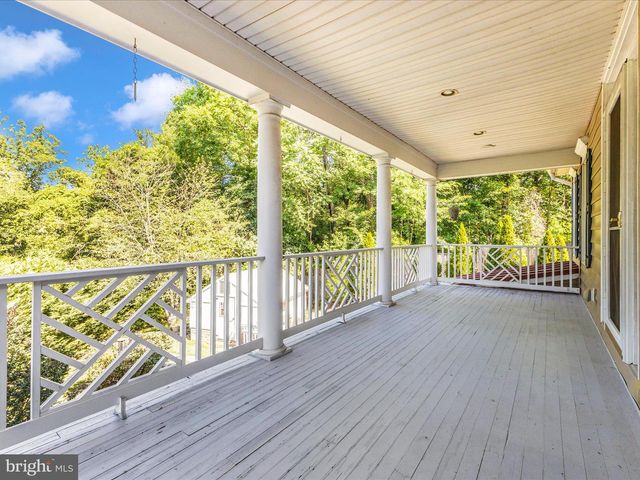 2305 MOUNT EPHRAIM RD, Adamstown, MD 21710