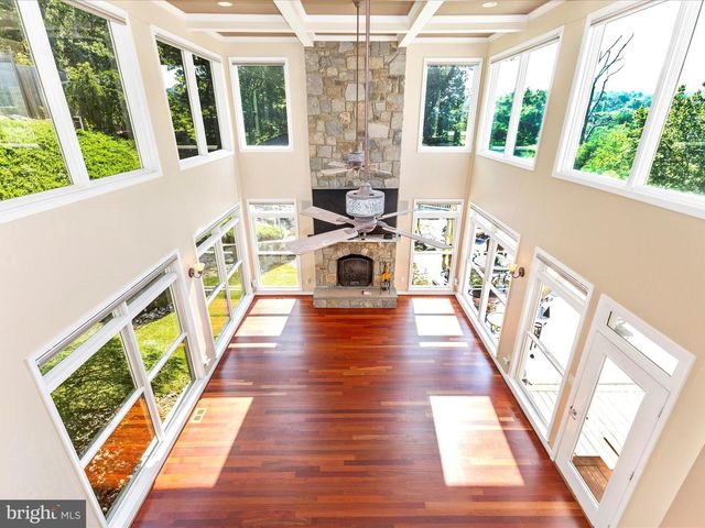 2305 MOUNT EPHRAIM RD, Adamstown, MD 21710
