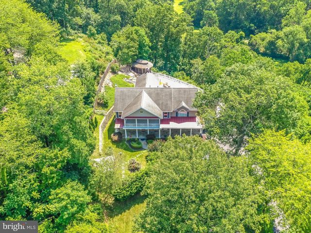 2305 MOUNT EPHRAIM RD, Adamstown, MD 21710