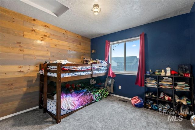 14413 Gresham Dr, Caldwell, ID 83607