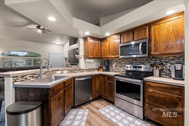 14413 Gresham Dr, Caldwell, ID 83607