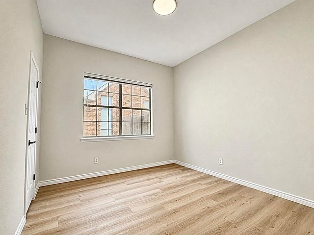3908 Newhall Drive, Plano, TX 75023