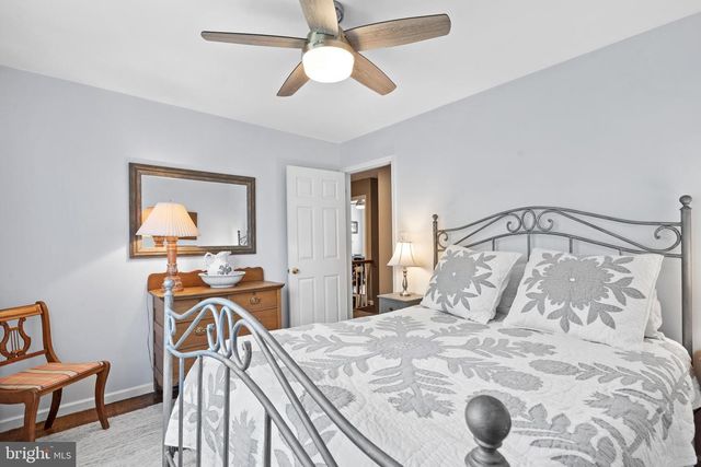 14 SPRINGWOOD DR, Lawrenceville, NJ 08648