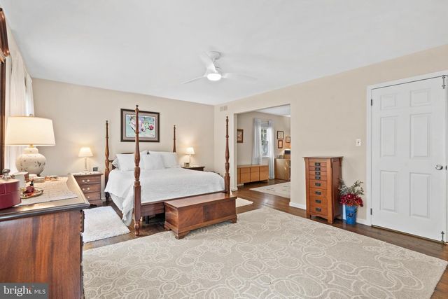 14 SPRINGWOOD DR, Lawrenceville, NJ 08648