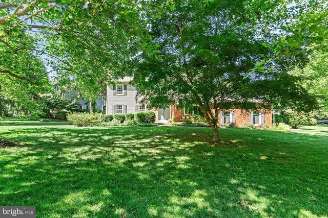 14 SPRINGWOOD DR, Lawrenceville, NJ 08648