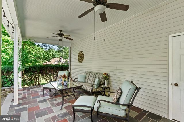 14 SPRINGWOOD DR, Lawrenceville, NJ 08648