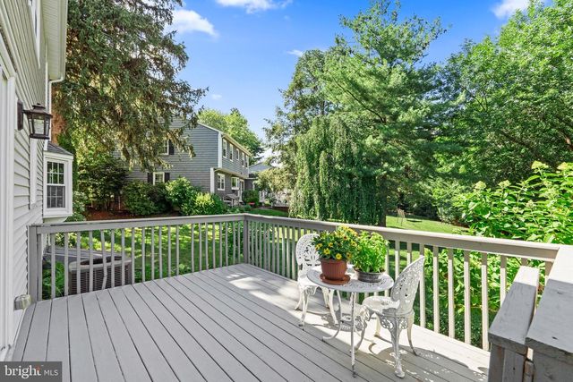 14 SPRINGWOOD DR, Lawrenceville, NJ 08648