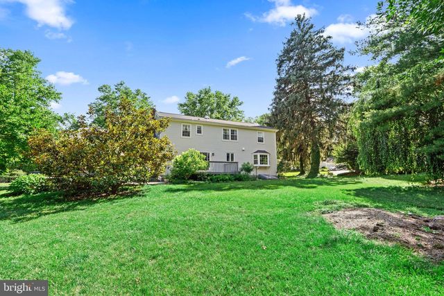 14 SPRINGWOOD DR, Lawrenceville, NJ 08648