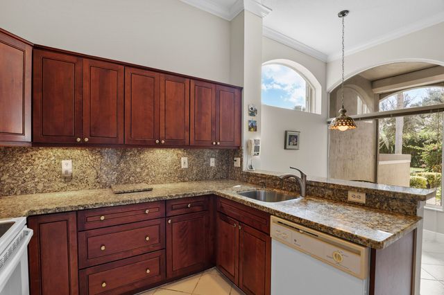 5435 Monterey Circle G, Delray Beach, FL 33484