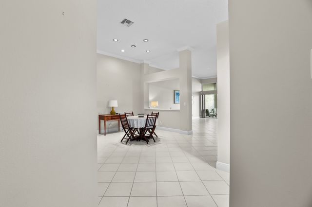 5435 Monterey Circle G, Delray Beach, FL 33484