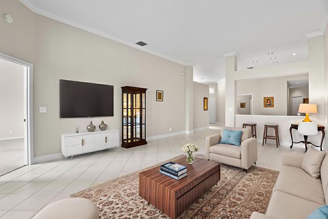 5435 Monterey Circle G, Delray Beach, FL 33484