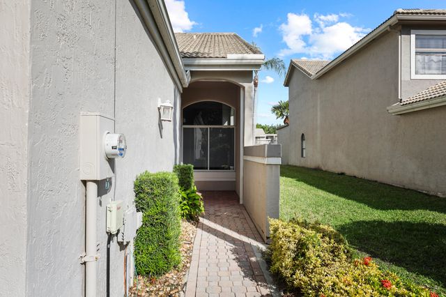 5435 Monterey Circle G, Delray Beach, FL 33484