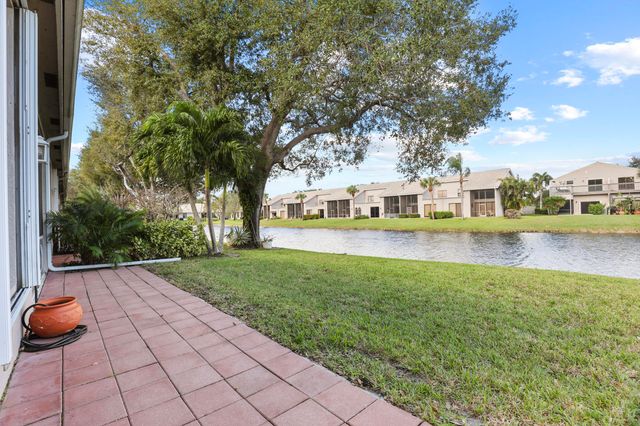 5435 Monterey Circle G, Delray Beach, FL 33484