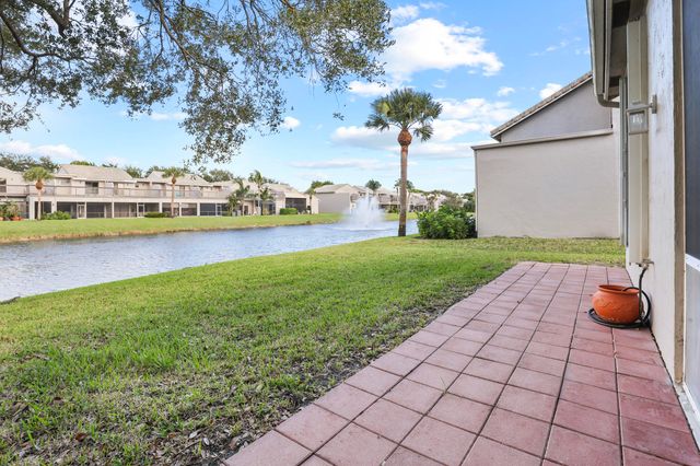 5435 Monterey Circle G, Delray Beach, FL 33484