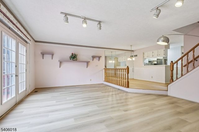 82 Castleton Rd, Montgomery Twp., NJ 08540