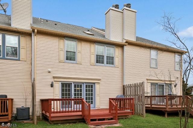 82 Castleton Rd, Montgomery Twp., NJ 08540