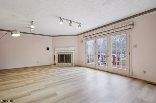 82 Castleton Rd, Montgomery Twp., NJ 08540