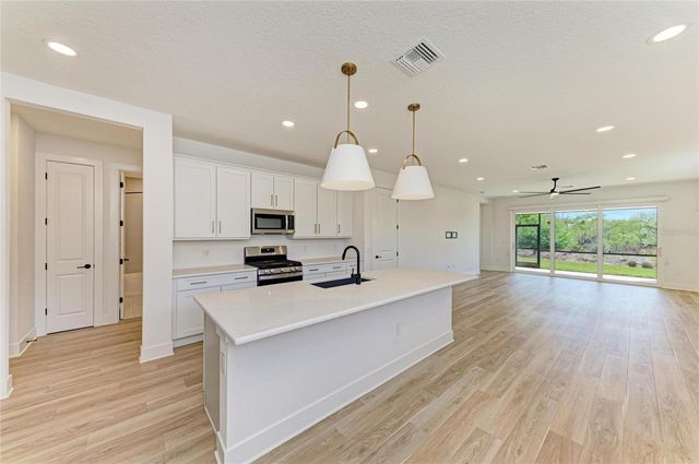 1051 WATERLINE COURT, Sarasota, FL 34240