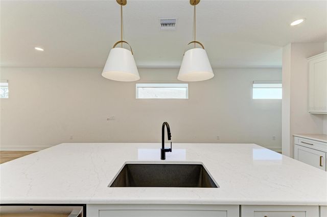 1051 WATERLINE COURT, Sarasota, FL 34240