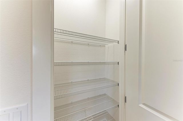 1051 WATERLINE COURT, Sarasota, FL 34240