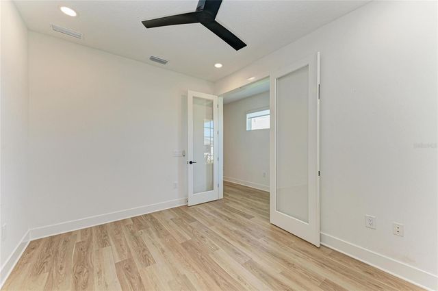 1051 WATERLINE COURT, Sarasota, FL 34240