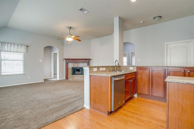 1721 Castle Creek Drive, Little Elm, TX 75068