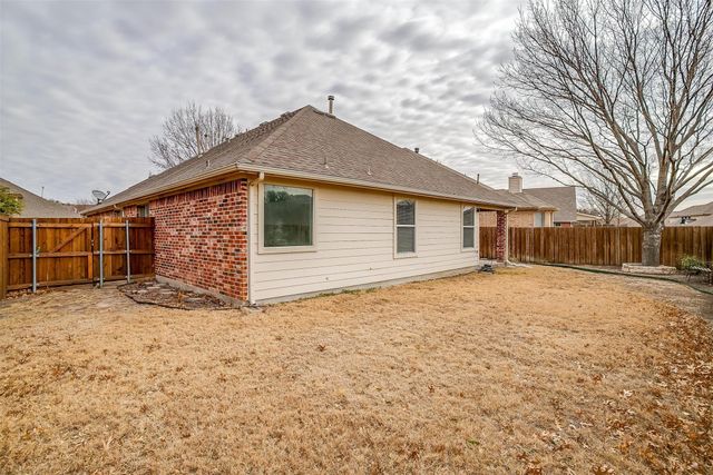 1721 Castle Creek Drive, Little Elm, TX 75068