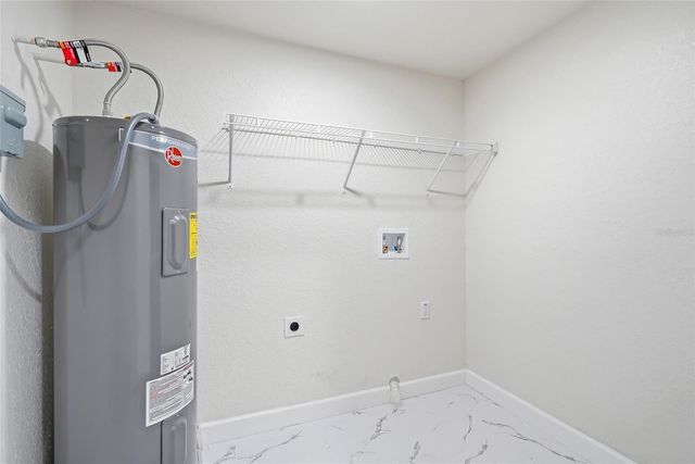 7608 N HUNTLEY AVENUE, Tampa, FL 33604