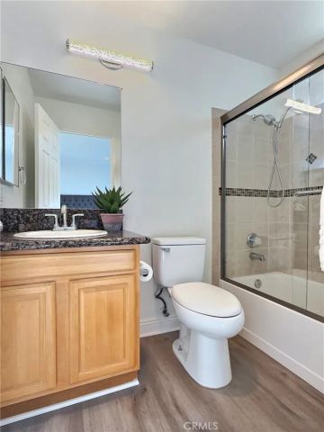 49 N Parkwood 7, Pasadena, CA 91107