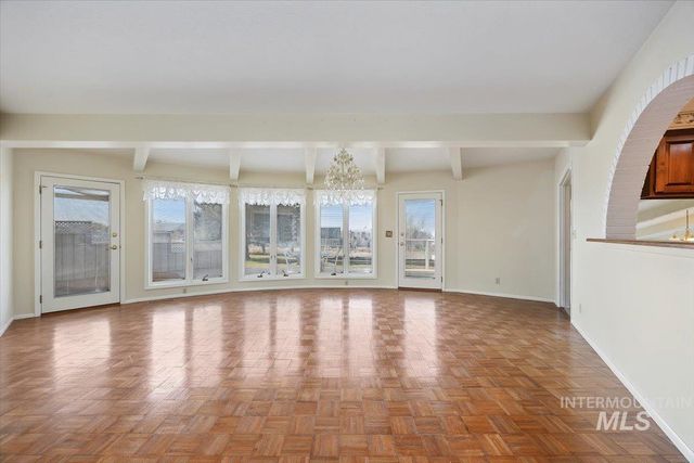 4033 Canyon Ridge Dr, Twin Falls, ID 83301