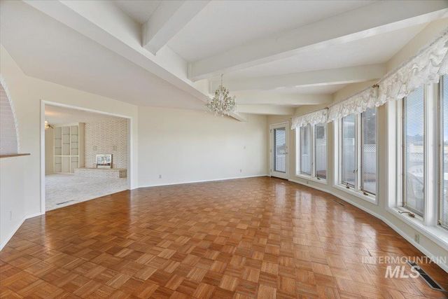 4033 Canyon Ridge Dr, Twin Falls, ID 83301