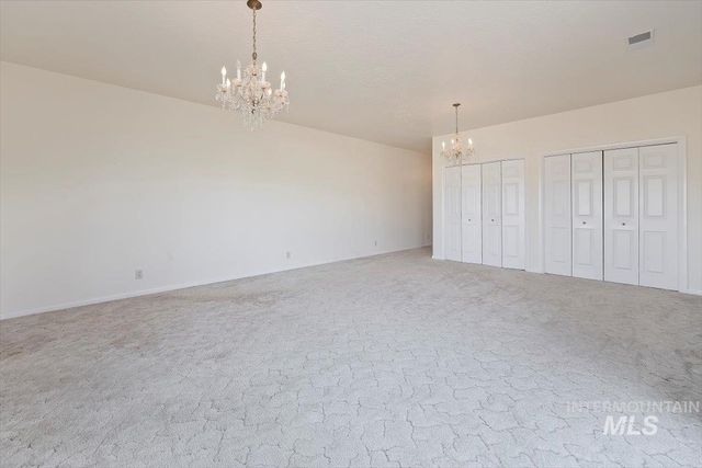 4033 Canyon Ridge Dr, Twin Falls, ID 83301