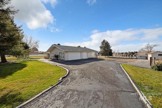 4033 Canyon Ridge Dr, Twin Falls, ID 83301