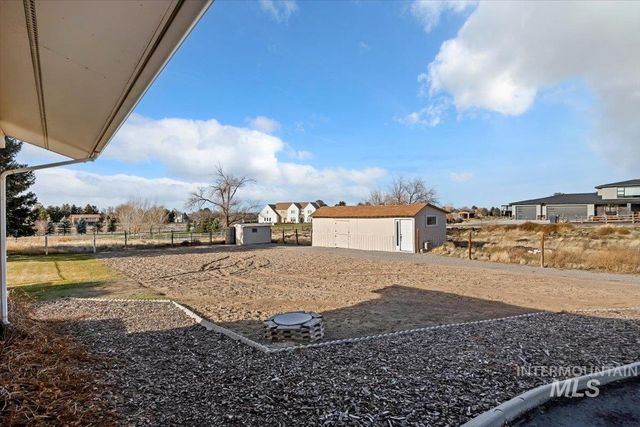 4033 Canyon Ridge Dr, Twin Falls, ID 83301