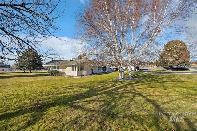4033 Canyon Ridge Dr, Twin Falls, ID 83301