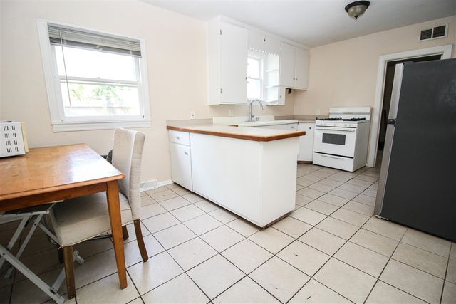 2112 N Westnedge Avenue, Kalamazoo, MI 49007
