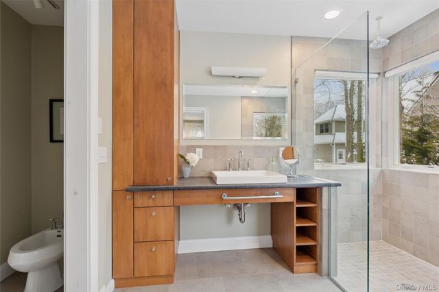 2150 Haywaters Road, Cutchogue, NY 11935