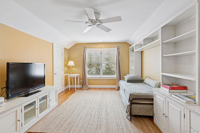 2150 Haywaters Road, Cutchogue, NY 11935