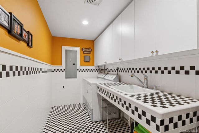 2150 Haywaters Road, Cutchogue, NY 11935