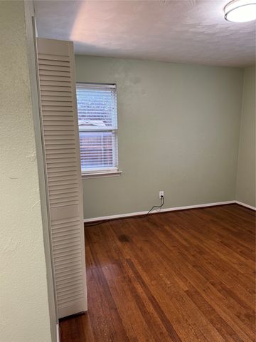 400 Vernet Street, Richardson, TX 75080