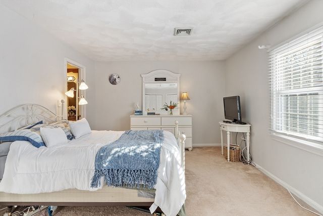 133 Patrick Road 133, Tewksbury, MA 01876