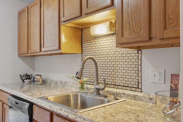 133 Patrick Road 133, Tewksbury, MA 01876